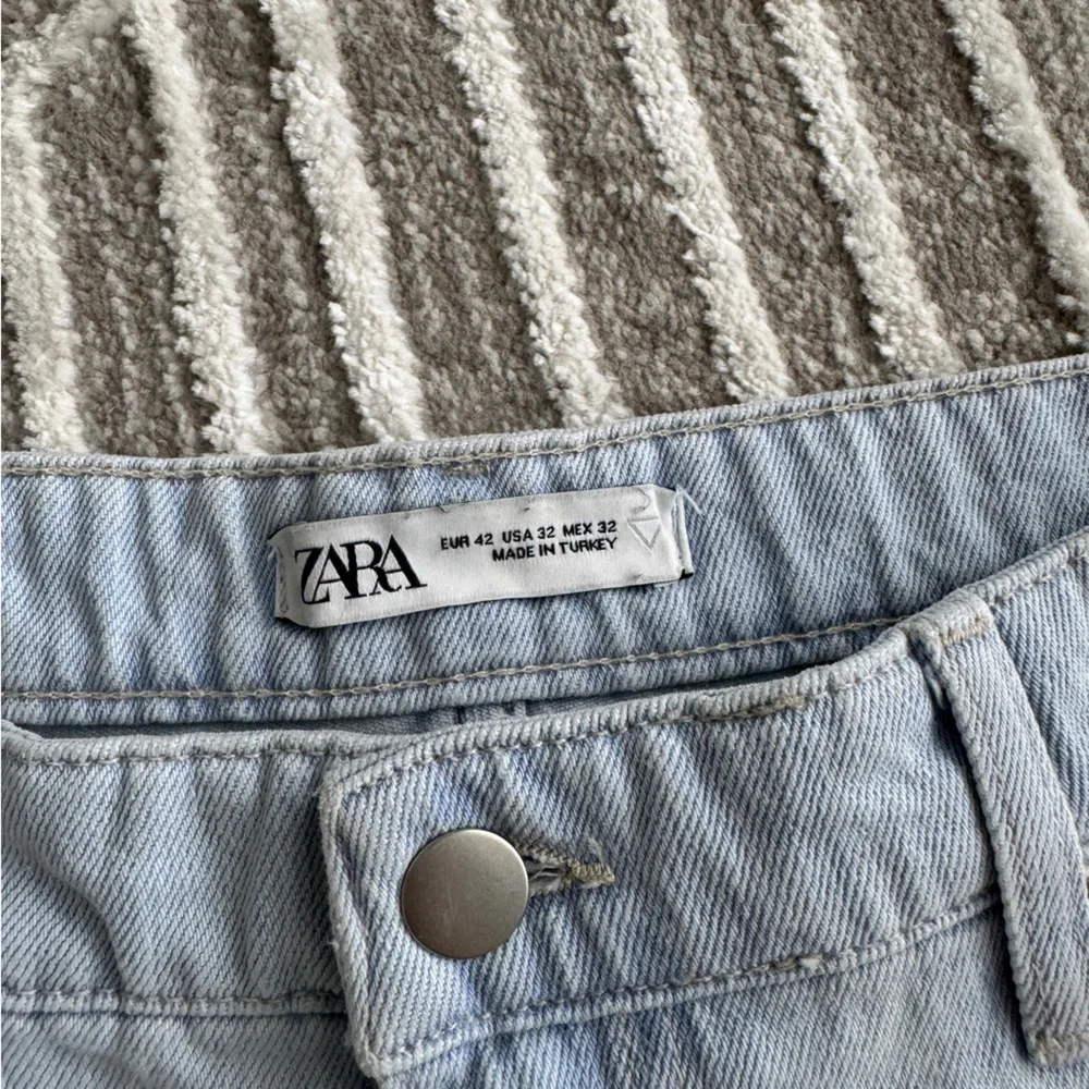 Zara relaxed fit denim Bermuda shorts - Picture 3 of 4